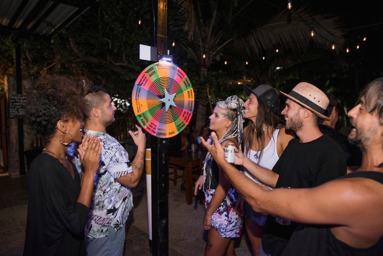 Che Holbox Hostel & Bar Adults Only Екстер'єр фото
