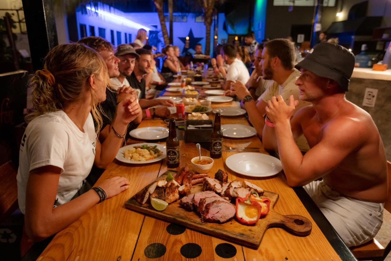 Che Holbox Hostel & Bar Adults Only Екстер'єр фото