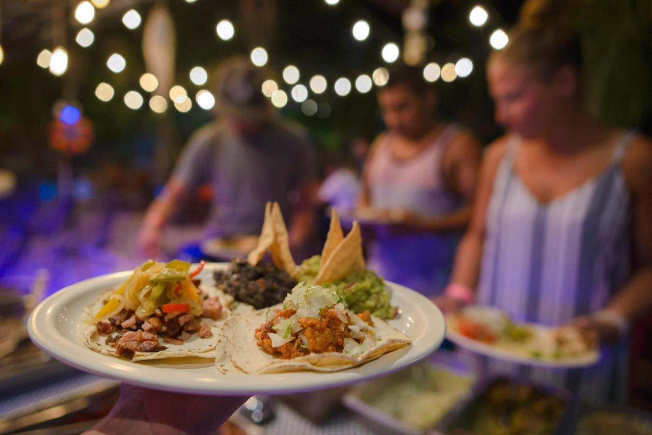 Che Holbox Hostel & Bar Adults Only Екстер'єр фото